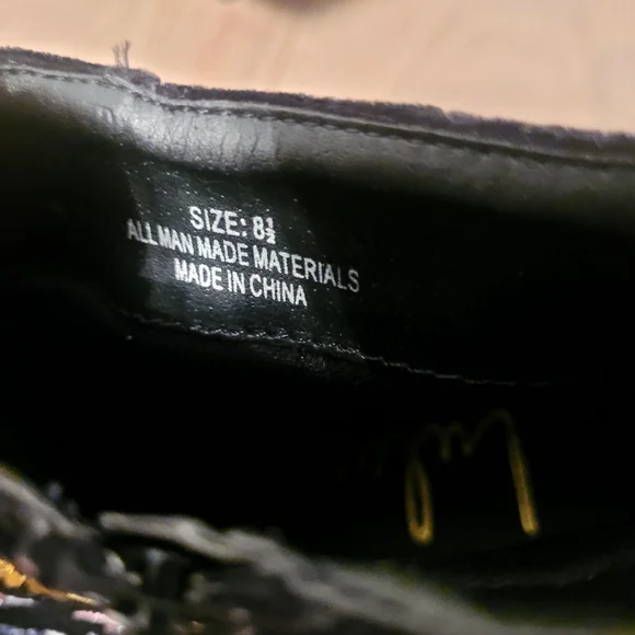 Lulu's Black Floral Embroidered Ankle Boots - Picture 10 of 10